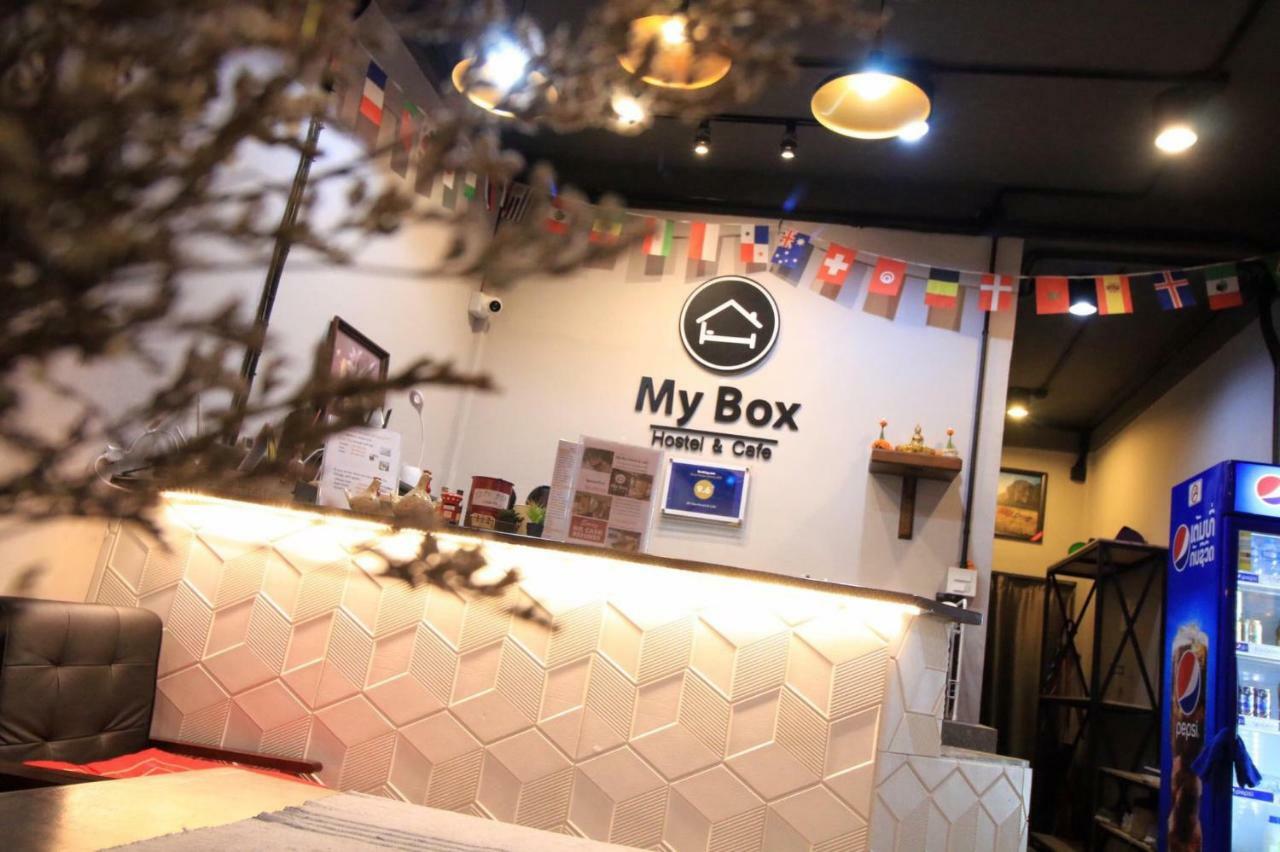 My Box Hostel & Cafe Виентиане Екстериор снимка